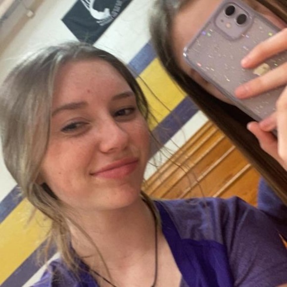 Meet your Posher, Jenna - Picture 1 of 1